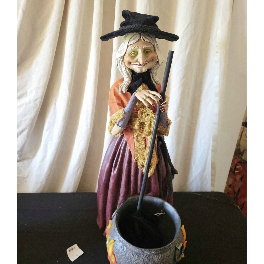 Rare Department 56 Resin Witch Figurine with Light Up Eyes & Cauldron Halloween